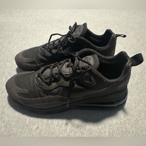 Nike Air Max 270 React All Black Sneakers Size 8.5